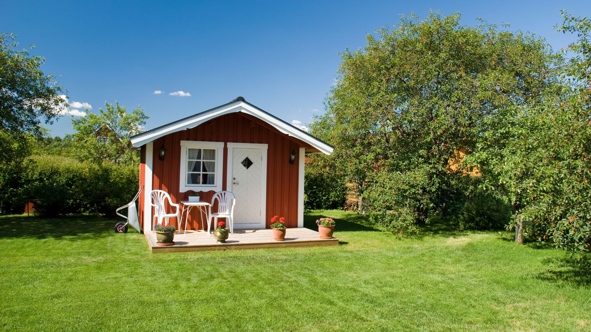 granny flat in backyard